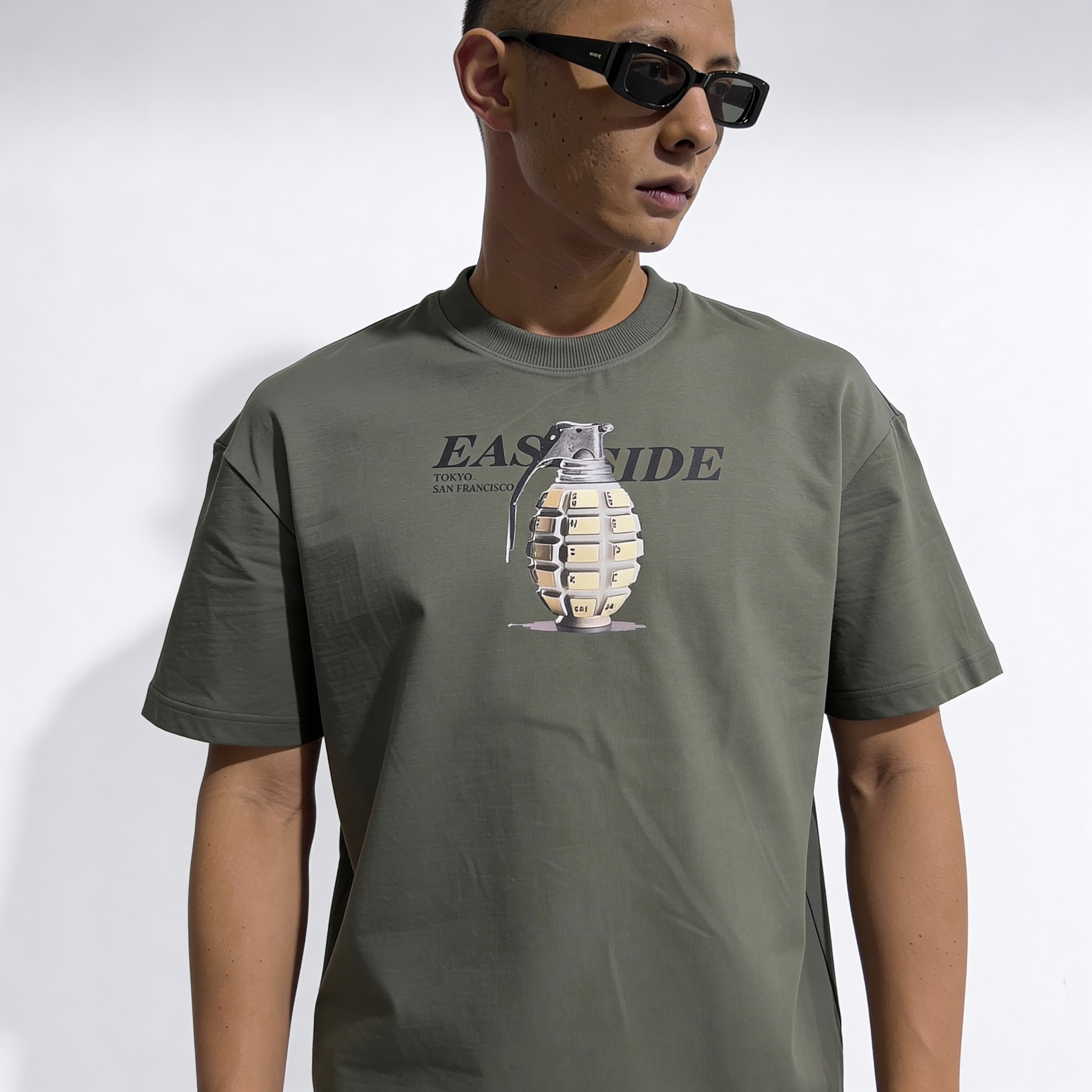 RINO7 East Side Graphic Printed Regular Fit T-Shirt