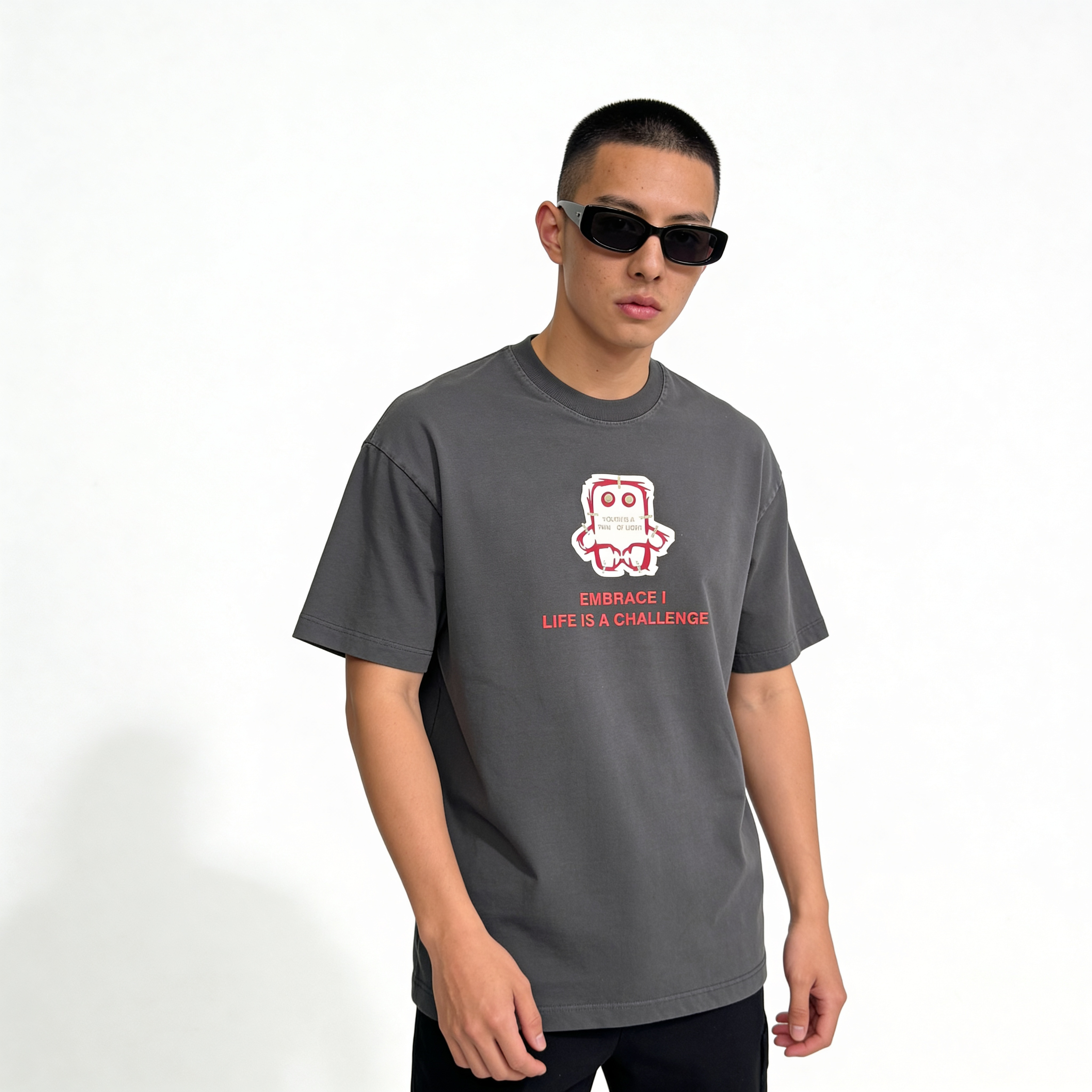 RINO7 Embrace I Graphic Printed Oversize T-Shirt