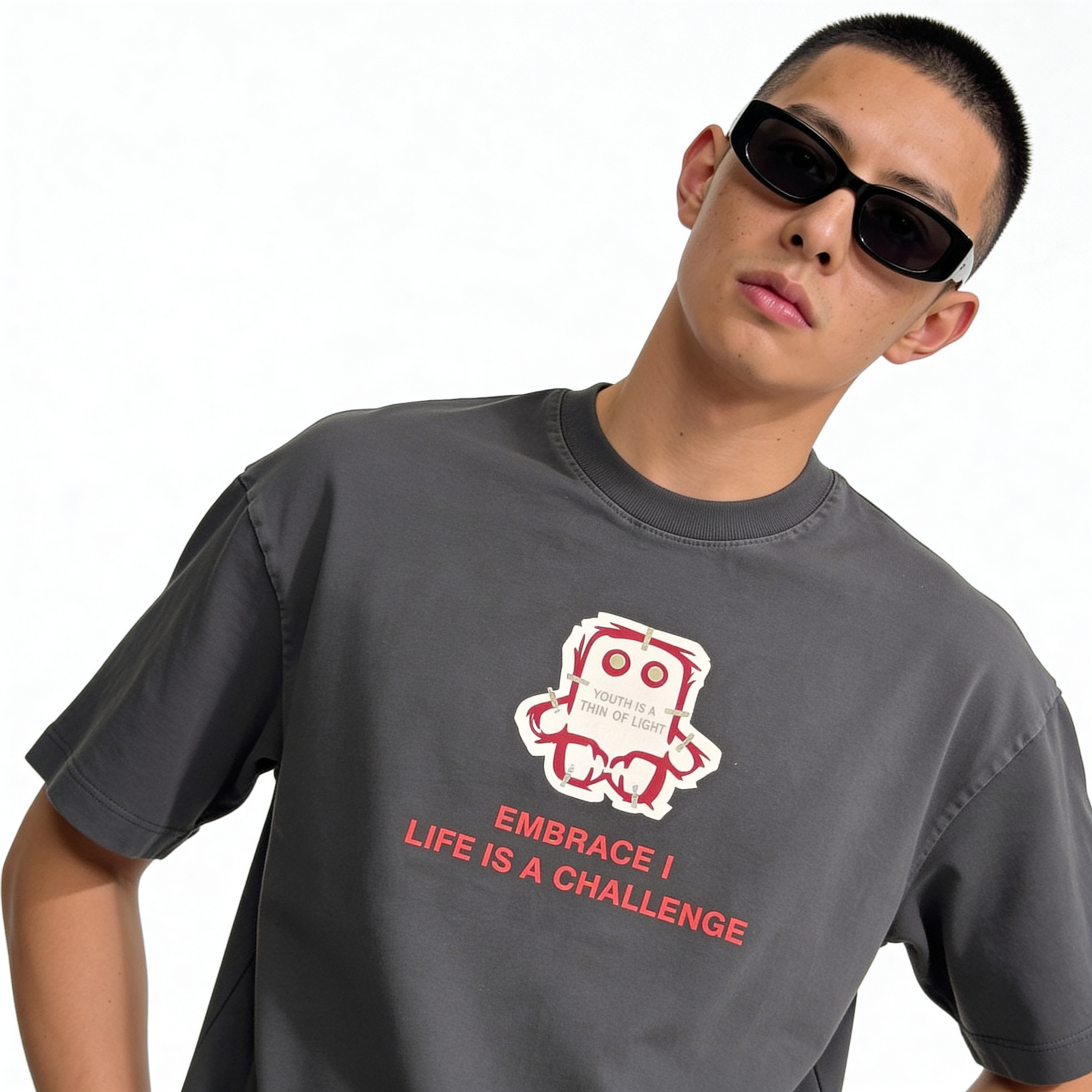 RINO7 Embrace I Graphic Printed Oversize T-Shirt